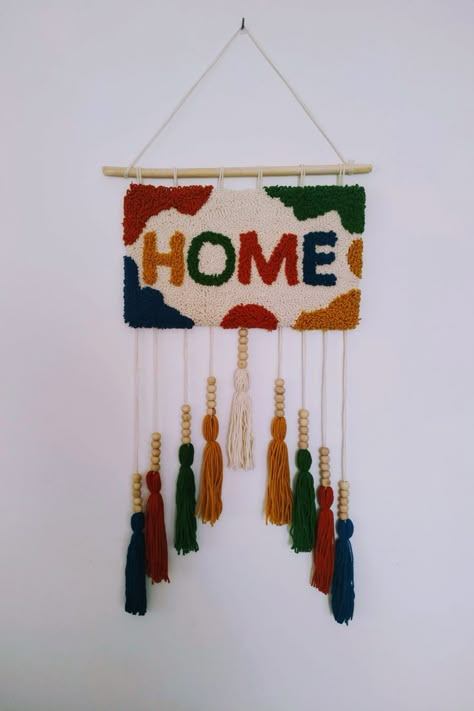 Home boho (hand tassel) tassel garland wall hanging can be a beautiful piece for your home decoration. It can be a nice housewarming gift for your mother, sister or friend. 100% handmade staple needle wall decoration made of cotton threads. The fabric is linen fabric. The back of the panel is covered with felt. The wood is lovingly carved into a small corner of my home. I hope he brings good luck wherever he goes.  Wall Hanging Punch Needle, Punch Needle Home Decor, Boho Punch Needle, Boho Tassel Garland, Punch Needle Wall Hanging, Tufting Diy, Gingham Embroidery, Punch Embroidery, Rug Tufting