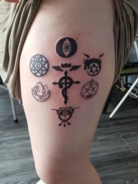 Fullmetal Alchemist Tattoos, Fma Brotherhood Tattoo, Fullmetal Alchemist Brotherhood Tattoo, Anime Symbols Tattoo, Full Metal Alchemist Brotherhood Tattoo, Vinland Saga Tattoo Ideas, Fmab Tattoo, Full Metal Alchemist Tattoo Symbols, Full Metal Alchemist Tattoo