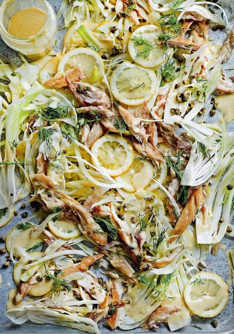 Grilled Mackerel, Grilled Sardines, Fish Pie, Fennel Salad, Quick Cooking, How To Make Salad, Fish Dishes, Light Recipes, Fennel