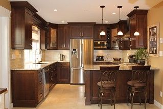 Build Kitchen Island, Butcher Blocks, Brown Cabinets, Dark Kitchen Cabinets, Kitchen Wall Tiles, Kitchen Cabinet Colors, Trendy Kitchen, Kitchen Paint, Counter Tops