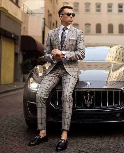 Gentleman Mode, Windowpane Suit, Workout Man, A Man In A Suit, Man In A Suit, Most Stylish Men, Designer Suits For Men, Mens Fashion Blog, Dapper Men