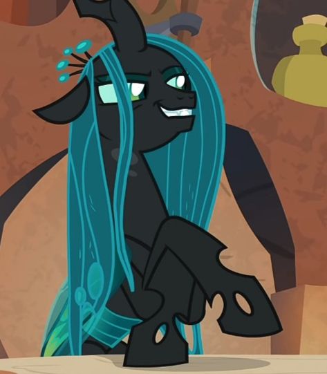 Queen Chrysalis Pfp, Mlp Queen Chrysalis, Chrysalis Mlp, Mlp Chrysalis, Fluffy Puff, Queen Chrysalis, My Little Pony Wallpaper, Mlp Characters, Mlp Fan Art