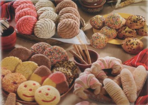 yum, pan mexicano...on the dessert table Mexican Pastry Table, Pan Dulce Dessert Table, Pan Dulce Table, Tequila Board, Mexican Dessert Table, Mexican Bakery, Mexican Sweets, Mexican Pastries, Mexican Sweet Breads