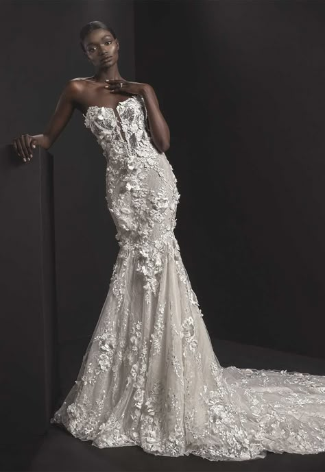 Panini Tornai Dresses Gown Wedding, Panina Torne Wedding Dress, Wedding Dresses Pnina Tornai, Wedding Dress Fit And Flare, Pnina Tornai Wedding Dress, Shiny Blouse, Plain Wedding Dress, Waning Moon, Wedding Dresses Sweetheart Neckline