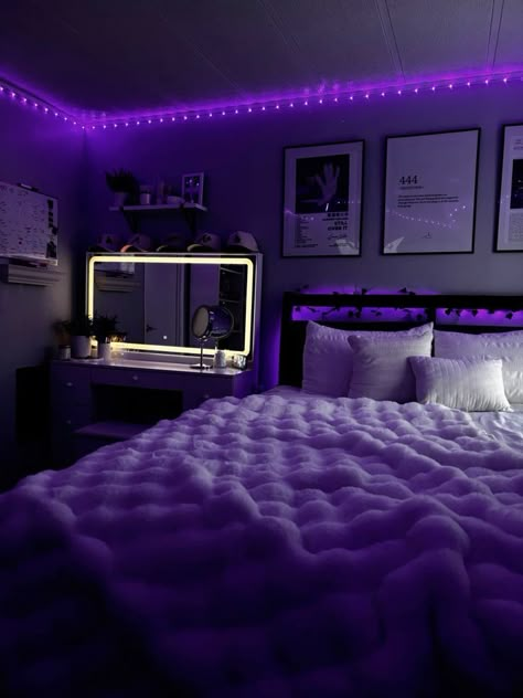 Black Grey Room Decor Bedroom Ideas, Purple Room Aesthetic Bedroom, Room Ideas Bed In The Middle, White Wall Black Furniture Bedroom, Room Ideas Calm Aesthetic, Purple And Black Room Ideas Bedrooms, Grey Floor Bedroom Decor, Small Bedroom Ideas Dark Colors, Bed Colors Ideas