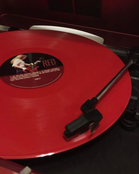 @imhereonthemoon on instagram Red Vinyl Taylor Swift, Red Taylors Version Vinyl, Music Red Aesthetic, Red Taylors Version Aesthetic, Red Era Aesthetic, Red Tv Aesthetic, Red Album Aesthetic, Maroon Taylor Swift, Taylor Swift Red Album