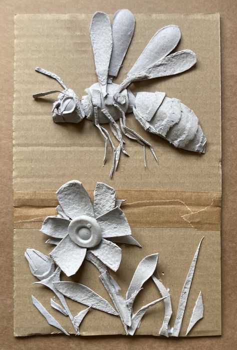 Egg Box Insects — Darrell Wakelam Paper Mache Middle School Art, 3 Dimensional Art Projects, Paper Egg Carton Crafts, Highschool Art Projects, Cardboard Insects, Recycled Art Projects Upcycling, Darrell Wakelam, Cardboard Sculpture Ideas, Cardboard Bee