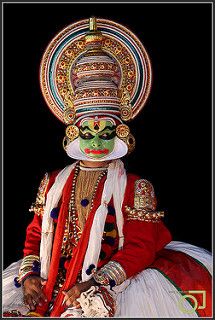 k Kathakali Dance, Kathakali Face, Ganesha Artwork, Indian Classical Dancer, Dance Of India, India Poster, Indian Women Painting, Kerala Mural Painting, Dance Paintings