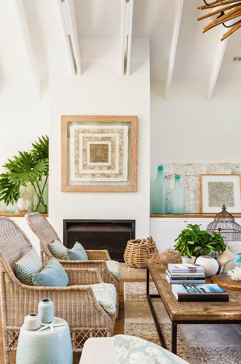 House of Turquoise: Cove Interiors Coastal Style Living Room, Modern Coastal Living Room, Sofa Ottoman, Coastal Decorating Living Room, House Of Turquoise, Coastal Living Rooms, Beach House Interior, Coastal Living Room, Design Seeds