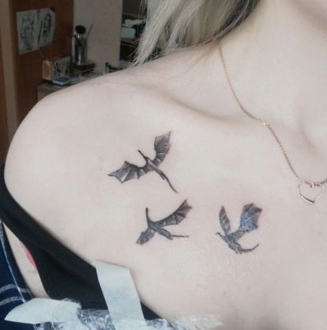 Collarbone Dragon Tattoo, Dragon Tattoo Collar Bone, Dragon Collarbone Tattoo, Dragon Collar Bone Tattoo, Collar Bone Tattoos For Women, Tattoo Collar Bone, Collar Bone Tattoos, Dragon Fly Tattoo, Fly Tattoo