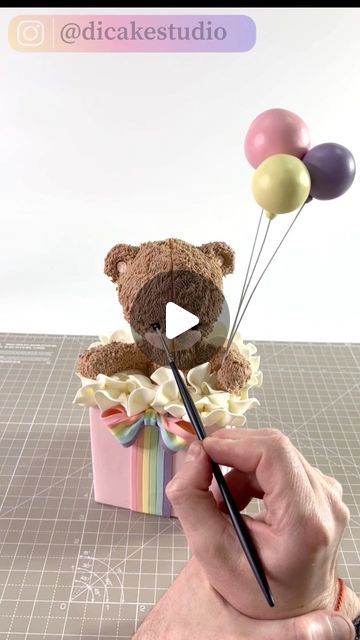 Make A Teddy Bear, Teddy Bear Birthday Cake, Fondant Teddy Bear, Teddy Cakes, Gift Box Cakes, Diy Teddy Bear, Chocolate Cake Designs, Fondant Cake Designs, Gravity Cake