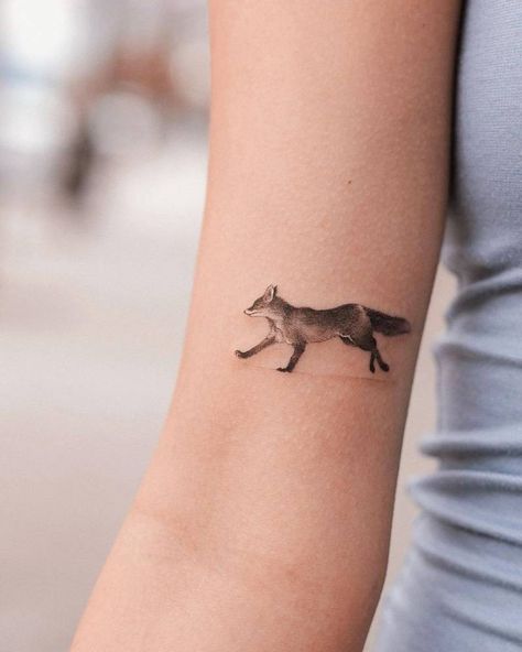 Fox And Cubs Tattoo, Boho Fox Tattoo, Single Line Fox Tattoo, Minimalistic Fox Tattoo, Fox Running Tattoo, Floral Fox Tattoo, Jumping Fox Tattoo, Running Fox Tattoo, Fox Tattoo Fine Line