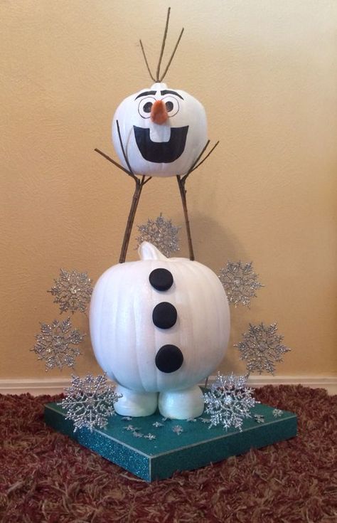 Olaf Pumpkin, Frozen Halloween, Creative Pumpkin Painting, Creative Pumpkin Decorating, Character Pumpkins, Christmas Pumpkins, Pumpkin Decorating Contest, No Carve Pumpkin Decorating, Halloween Decor Diy