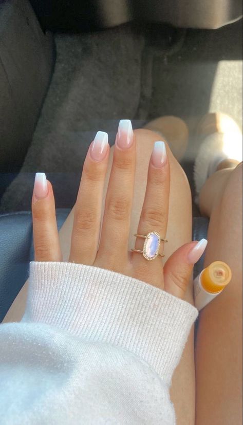 There's a new beauty trend taking over Instagram and it's absolutely stunning. Say hello to "quartz nails". Simple Nails Prom, Gel Nails That Go With Everything, Simple Natural Nails Acrylic, First Day Of Work Nails, Simple Nails Coffin Shape, Cute Simple Nail Designs For Summer, Popular Nail Ideas 2024, Classy Nail Inspiration, Beach Simple Nails