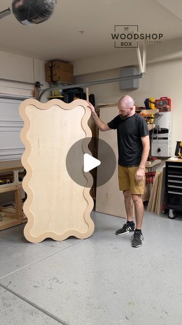 Woodshop Box Studio on Instagram: "I love how this backdrop is standing out with the extra layer 😍🙌  Creating ripple effect backdrop arch without CNC 🙌 turned out perfect!  📌 All the tools and things i use are linked in my bio 📌  📌 Need a quote for a custom woodwork? Text and email will get to me faster but also you can DM me now as well 📌  👉 I don’t do delivery ☝️ Only pickup or local delivery is available and I’m located in Sacramento 👈  #wavy #arch #backdrop #backdropdecoration #backdropdesign #custombackdrop #backdroparch #woodbackdrop #woodwork #woodshop #customwoodshop #customwoodwork #rainbowarch #archstand #woodworking #sacramento #eventdesign #eventdecor #circle #eventbackdrop #partybackdrop #weddingbackdrop #weddingbackdrops #weddingdecor #weddingdecoration #woodworker # Circle Backdrop With Balloons, Diy Backdrop Stand, Backdrop Arch, Diy Birthday Backdrop, Wooden Backdrops, Booth Backdrops, Cnc Furniture, Wood Arch, Balloon Arches