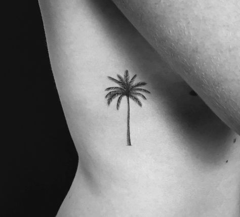 Tree Tattoo Ribs, Small Palm Tree Tattoo, Tree Tattoo Side, Palm Tree Tattoo Ankle, Tattoo Ribs, Tree Tattoo Men, Tattoo Ankle, Tattoo Tree, Small Palm Trees