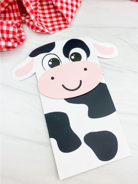 Make this cow paper bag puppet craft with the kids for a farm animal birthday party or study unit! It comes with a free printable template and is great for preschool, pre k, and kindergarten children. Paper Cow, Cow Craft, Puppet Craft, Farm Animal Crafts, Scarecrow Crafts, Farm Craft, Pig Crafts, Farm Animals Birthday Party, Sheep Crafts