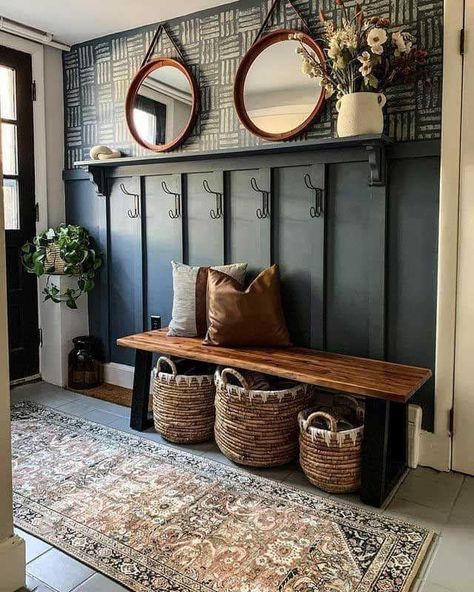 Diy Mudroom Ideas, Entry Closet Makeover, Modern Farmhouse Decor Living Room, Mudroom Remodel, Modern Farmhouse Decor Ideas, Cozy Farmhouse Living Room, Dining Room Accent Wall, Entryway Hall Tree, Modern Farmhouse Living Room Decor