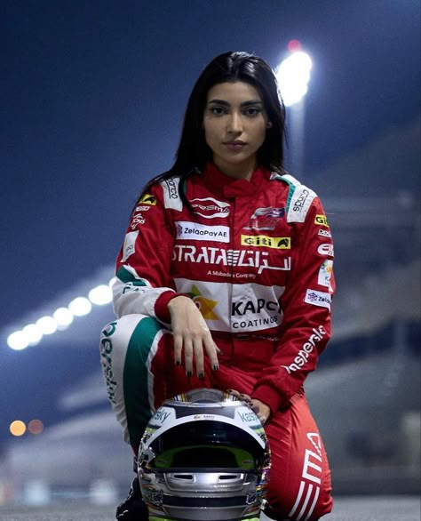 Race Suit Women, F1 Suit Woman, Female Driver Aesthetic, Amna Al Qubaisi, F1 Woman Aesthetic, Racetrack Photoshoot, Race Car Driver Aesthetic, Race Photoshoot, F1 Drivers Aesthetic