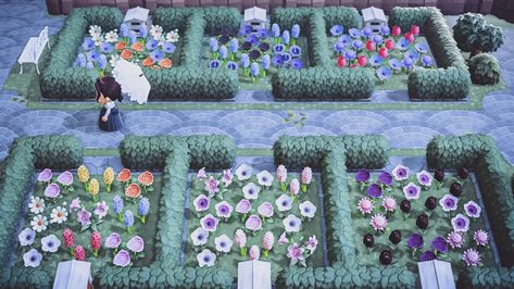 Garden Animal Crossing, English Flower Garden, Leaf Animals, Animal Crossing Memes, Animal Crossing Guide, Garden Flower Beds, Animal Crossing Wild World, Animal Crossing Villagers, Flower Garden Design