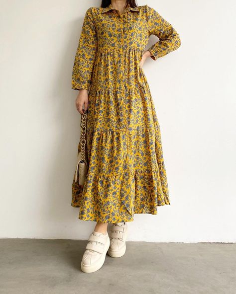 Simple Long Frocks, Printed Frock Design, 3xl Women Plus Size Outfits, Women Dress Design, Lawn Frock Design, Dress Design Pakistani, Home Dress Women, Simple Dress Casual, Stylish Maxi Dress