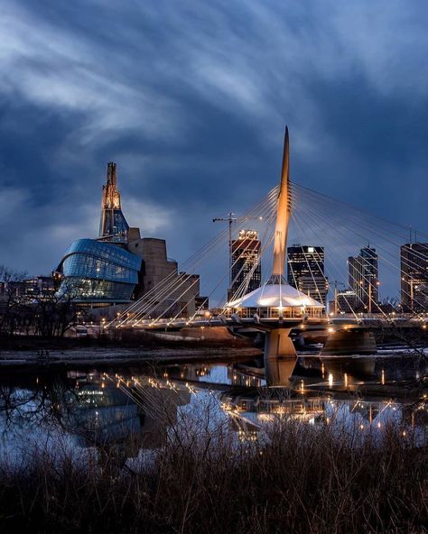 Must Do Canada on Instagram: “Back in 2015, we lived in Winnipeg for a summer and this was one of our favourite places to visit in Winnipeg. Not only is the @cmhr_mcdp…” Winnipeg Canada, Manitoba Canada, Winnipeg Manitoba, Dog Sledding, Take Me Home, Dream Life, North America, Tourism, Places To Visit