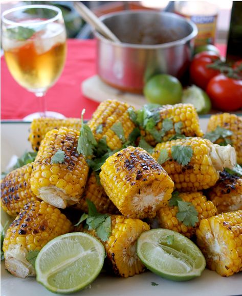 Summer eats: BBQ Corn With Mexican Spicy Butter & Lime Spicy Butter, Bbq Corn, Bar Buffet, Lime Recipes, Pani Puri, Taco Bar, Summer Grilling, Snacks Für Party, Goulash