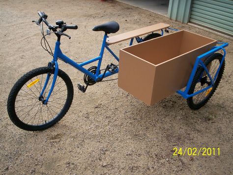 Bicycles Modified: Long Tail Cargo Bike with Sidecar Bike With Sidecar, Bicycle Sidecar, Capira, Bike Cart, Bike Pictures, Bicycle Trailer, Tandem Bike, Bike Trailer, I Want To Ride My Bicycle