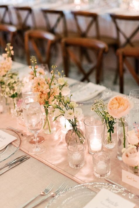 Romantic Blush Pink Wedding, Bud Flower Arrangement Wedding, Farmhouse Table Wedding Layout, Pink Green And White Wedding Table Settings, Period Piece Wedding, English Garden Wedding Table Setting, Garden Party Bud Vases, Soft Romantic Wedding Decor, Simple Pink Wedding Decor