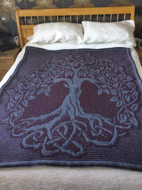 Norse Crochet Patterns, Tree Of Life Crochet, Tree Of Life Blanket, Crochet Tarot, Mug Cover, Crochet Mug, Crochet Throw Pattern, Knitting Hacks, Crochet Tree