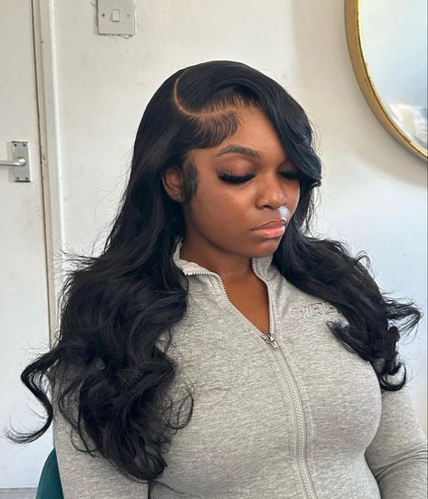 Deep Side Part Frontal, Side Part Wig Install, Deep Side Part Wig, Frontal Side Part, Wigs Skunk Stripe, Sleek Ponytail Weave, Side Part Ponytail, Wigs Edges, Bun Sleek