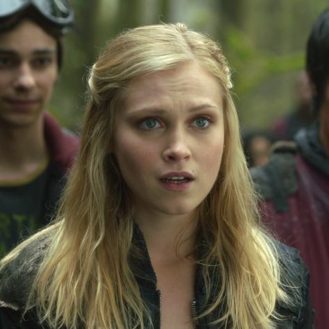 Clark Griffin, Clarke The 100, The 100 Tv Series, World Poverty, Clarke Griffin, Eliza Taylor, Baby Mama, Face Claims, Serie Tv