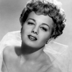 Shelly Winters, Shelley Winters, Stars D'hollywood, Vintage Actresses, Movie Actors, Shirley Jones, Star Struck, Classic Movie Stars, Old Hollywood Stars