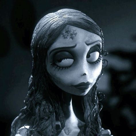 Emilyyy (Corpse Bride 2005)  #halloween #pfp #explore #pinterest Emily Corpse Bride, Tim Burton Corpse Bride, The Corpse Bride, Tim Burton Movies, The Other Woman, Corpse Bride, Pfp Ideas, Coraline, Other Woman