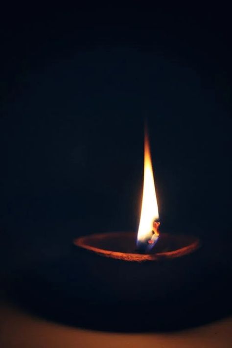 10,000+ Best Candle Photos · 100% Free Download · Pexels Stock Photos Vilakku Photography, Candle Photography Dark, Rainy Wallpaper, Diwali Photography, Diya Lamp, Amoled Wallpapers, Candles Photography, Candle Glow, Fire Element