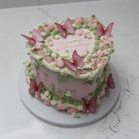 Square Butterfly Cake, Light Pink Butterfly Cake, Vintage Butterfly Cake, Fairy Cake Design, Vintage Fairy Cake, Birthday Cakes Aesthetic, 20th Bday Cake, Fairy Garden Birthday Cake, Vintage Cake Heart