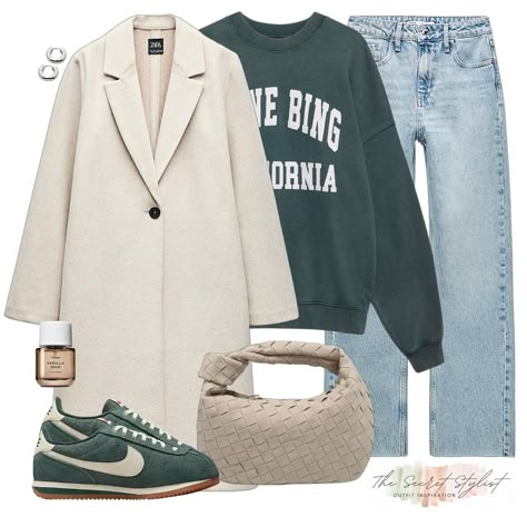 Green Air Jordans Outfit, Green Suede Sneakers Outfit, Cortez Shoes Outfit Woman, Pink Cortez Outfit, Cortez Nike Outfit, Nike Cortez Outfit Woman, Suede Sneakers Outfit, Nike Cortez Green, Trendy Nike Shoes