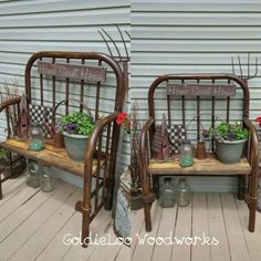 Upcycle Headboard, Bed Frame Bench, Old Bed Frames, Headboard Benches, Headboard Bench, Iron Bed, Bed Bench, Repurposed Items, Outdoor Stuff