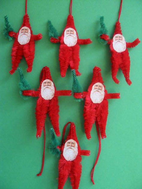 Chenille Stem Crafts, Chenille Crafts, Vintage Christmas Crafts, Ornament Tags, Primitive Santa, Pipe Cleaner Crafts, Feather Tree, Paper Ornaments, Holiday Crafts Christmas