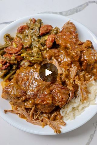 342K views · 8.2K reactions | Budget Friendly Meal: Smothered Neck Bones #MealsByAldenB #budget #comfortfood | Alden Boudy Pork Neck Bones Recipe, Senior Meals, Beans Recipes, Entree Dishes, Meat Dish, Pork Recipes Easy, Neck Bones, Crockpot Recipes Slow Cooker, Beef Recipes For Dinner