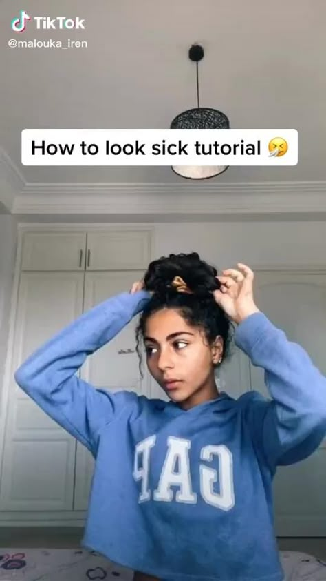 How To Make A Hickey With Makeup, Makeup For The First Day Of School, No Makeup Tips Hacks, Im Sick Makeup, Makeup To Try When Bored, Sick Make Up Look, How To Look Sick With Makeup, Sick Looking Makeup, Makeup To Look Sick