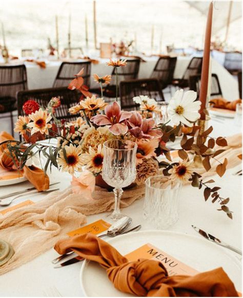 Color Wedding Theme, Fall Color Wedding, Rusting Wedding, Fall Wedding Tables, Terracotta Wedding, Wedding Themes Fall, Color Wedding, Future Wedding Plans, Engagement Party Wedding