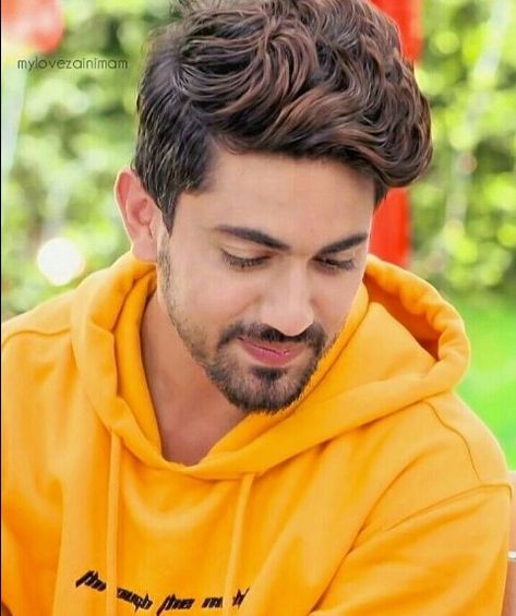 Zain Imam Instagram, Handsome Indian Men, Zain Imam, Cute Couple Poses, Photo Pose Style, Best Poses For Men, Photo Pose For Man, Cute Couple Images, Photography Poses For Men