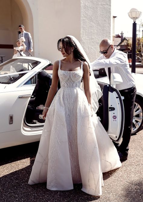 This Sydney Wedding At the Ivy Ballroom is Striking - Wedded Wonderland Batanes Wedding, Different Types Of Wedding Dresses, Pallas Couture Bridal, Pallas Couture, Shoe Trend, Girls Designer Dresses, Wedding Dress Style, Wedding Dress Ideas, Cancun Wedding