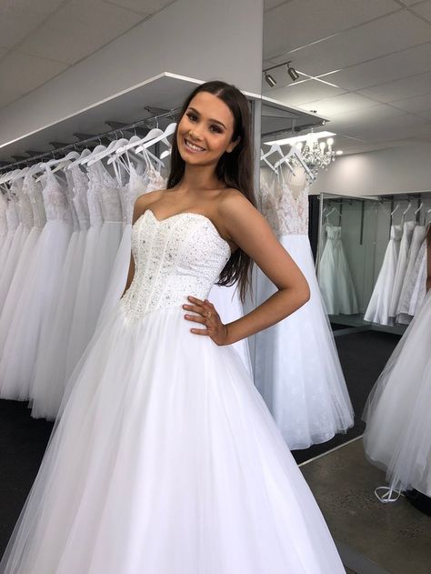 Deb Dresses Strapless, Debutante Dresses Australia, Debutante Dresses White, Deb Dresses Australia, Deb Dresses Debutante, Deb Outfits, Debutante Dresses White Ball Gowns, Deb Hair, Deb Ball