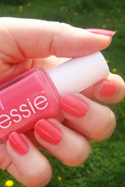 This essie nail polish, called "Cute as a Button" is a lovely coral and light pink color. Perfect for summer, Easter, spring, and March 2021. It's so much fun!! Coral Nail, Coral Nail Polish, March Spring, Chic Over 50, Coral Nails, Easter 2021, Sns Nails, Polish Ideas, Cute As A Button