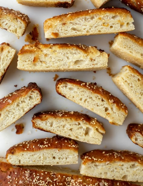 Pretzel Focaccia Bread with Dijon Beer Cheese - Pretzel Focaccia Pretzel Focaccia, Soft Pretzel, Focaccia Bread, Beer Cheese, Bread Biscuits, How Sweet Eats, Bread Dough, Pretzels, Homemade Bread