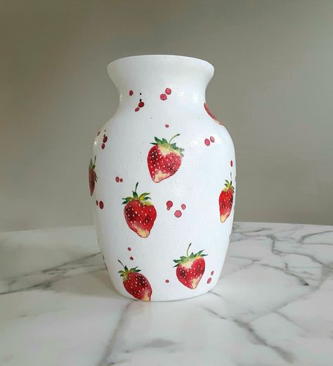 This Vases item by PoshPotsParlor has 908 favorites from Etsy shoppers. Ships from United States. Listed on 11 Apr, 2023 Cottage Core Vase, Clay Vase Designs, Flower Vase Designs Painted, Vase Ceramic Painting, Cute Vase Painting Ideas, Flower Vase Painting Ideas, Vase Painting Ideas Pottery, Vase Design Painted, Pottery Painting Vase Ideas