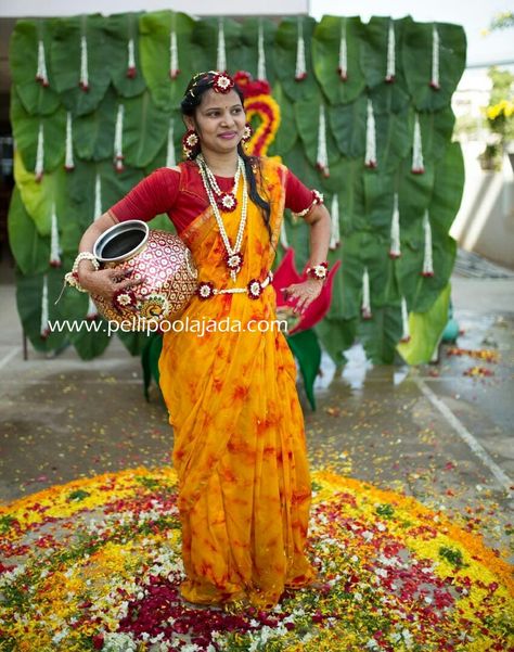 Bride Mangala Snanam Stills, Mangalasnanam Outfit For Bride, Mangala Snanam Stills, Mangal Snanam, Haldi Stills, Mangala Snanam, Haldi Poses For Bride, Haldi Poses, Haldi Photoshoot