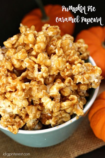 Pumpkin Pie Caramel Popcorn Pumpkin Cheescake, Flavored Popcorn Recipes, Carmel Popcorn, Diy Caramel, Spiced Popcorn, Pumpkin Spice Syrup, Caramel Cheesecake, Flavored Popcorn, Pumpkin Caramel